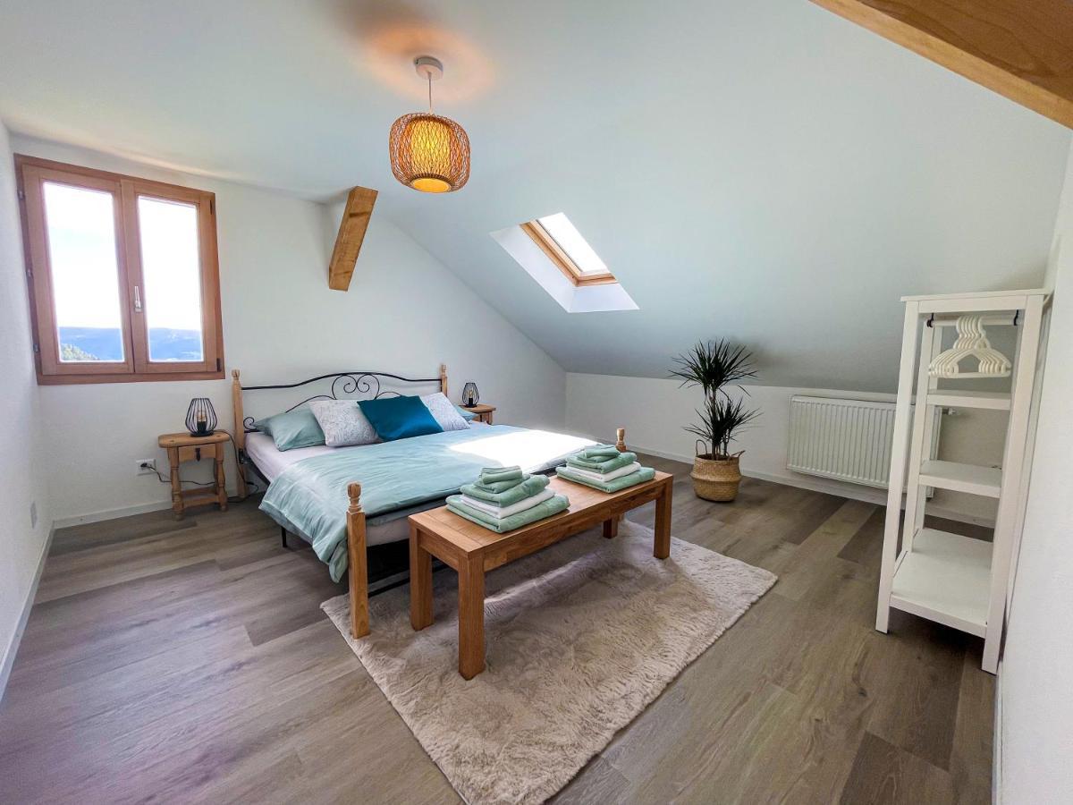 Sweet & Cosy Chalet In The Heart Of The Swiss Alps Troistorrents 外观 照片